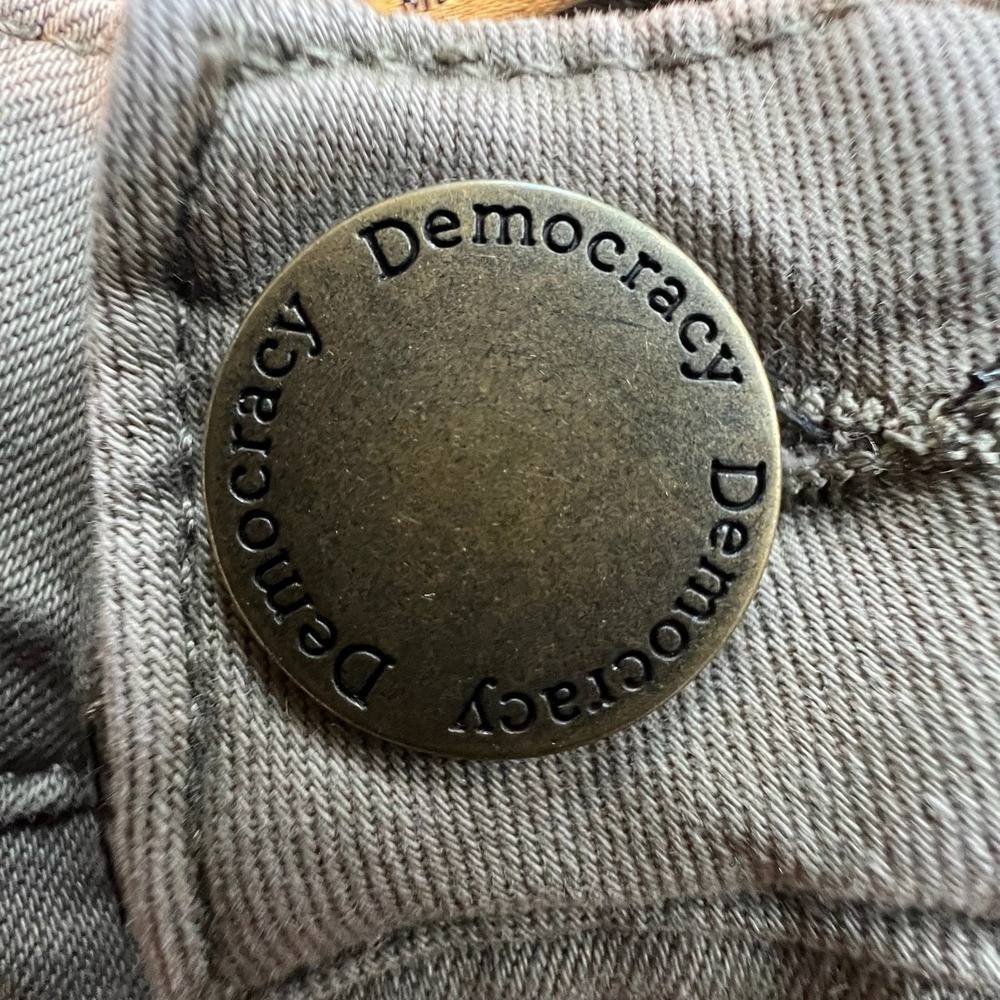 Democracy Women's Ab Technology Pull On Ankle Cropped Olive Drab Pants Size 10 - Picture 3 of 6